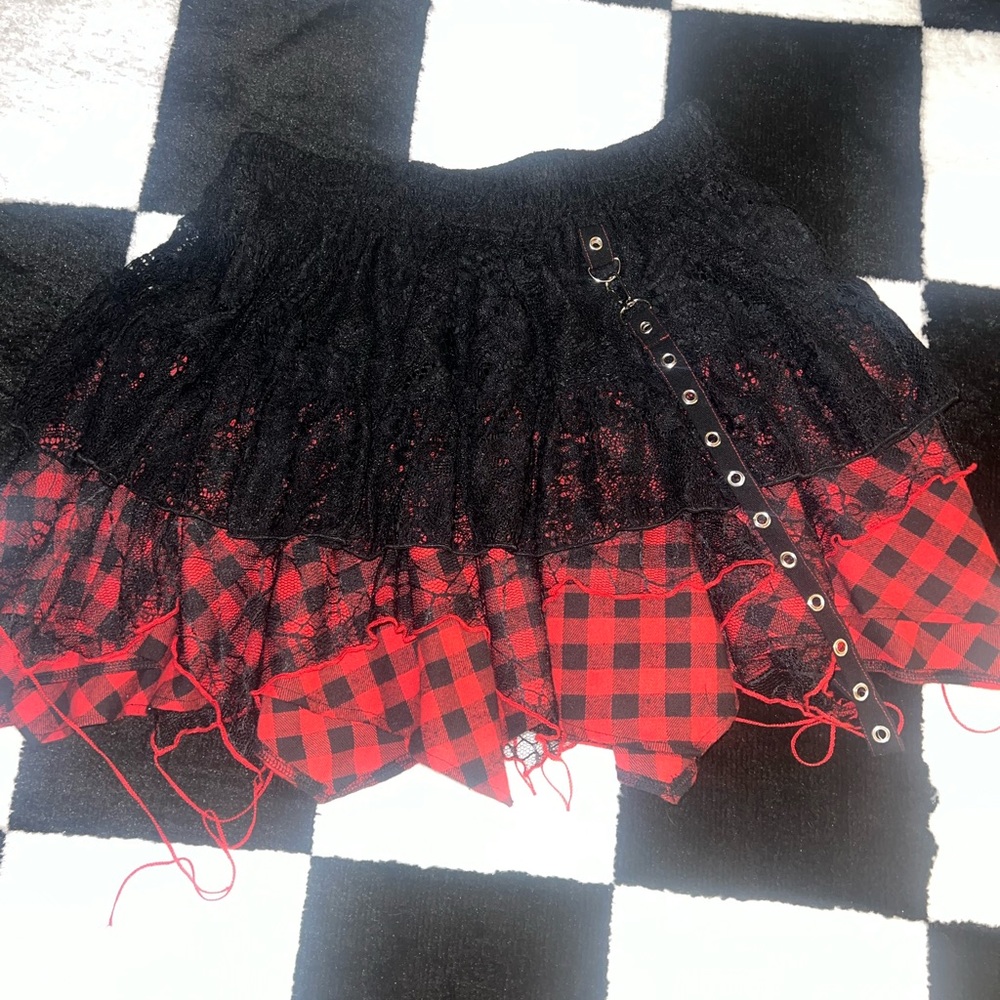 dark in love plaid goth skirt ♥️